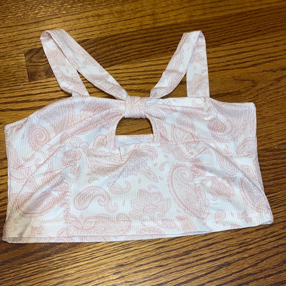 Pink floral detail crop top